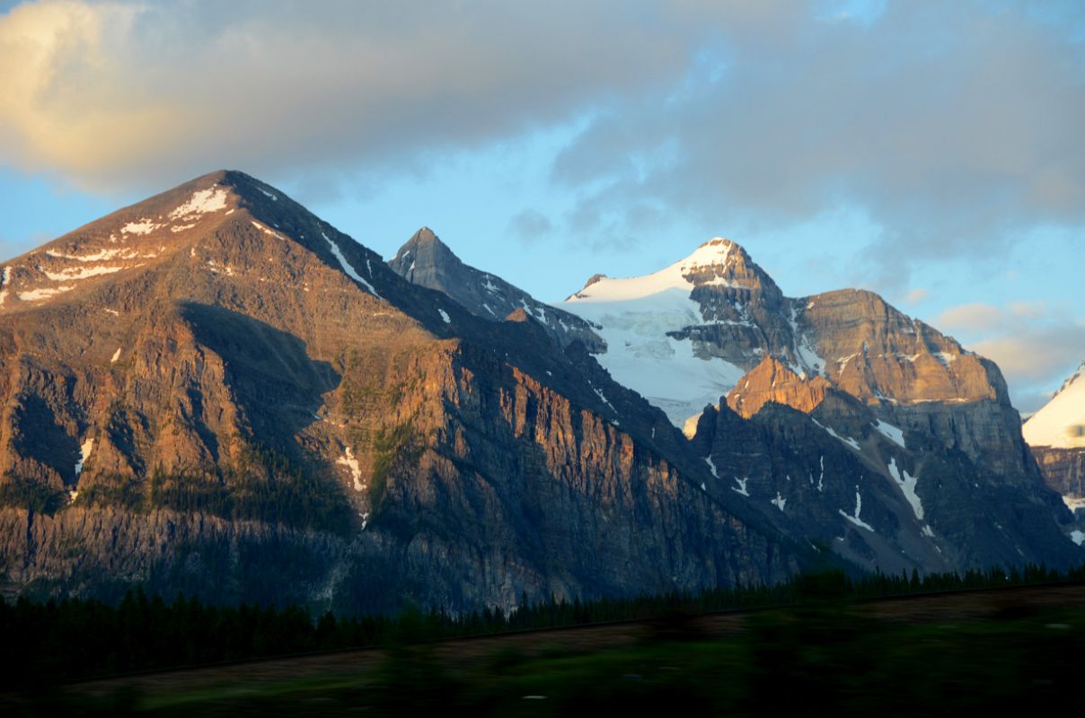 01 Fairview Mountain, Haddo Peak, Mount Aberdeen At Sunrise From Trans Canada Highway Just After Leaving Lake Louise For Yoho